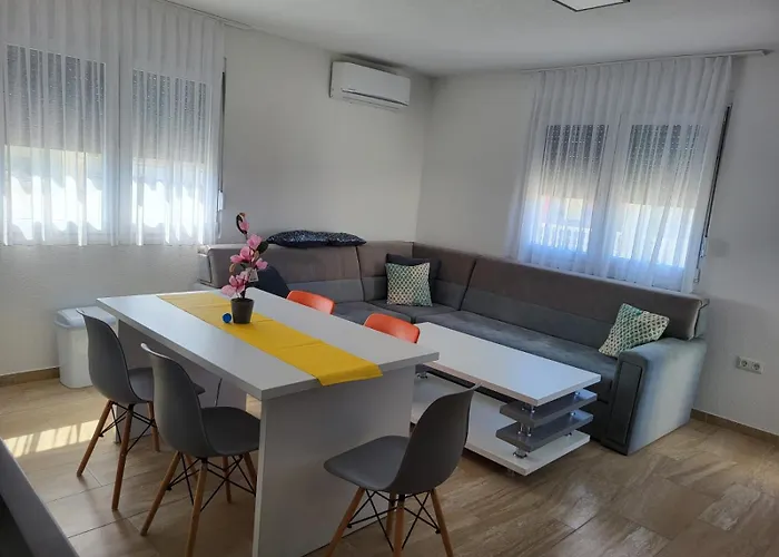 Apartment Apartmani Vir *