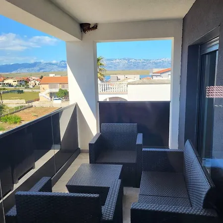 Apartmani Vir Apartment Vir